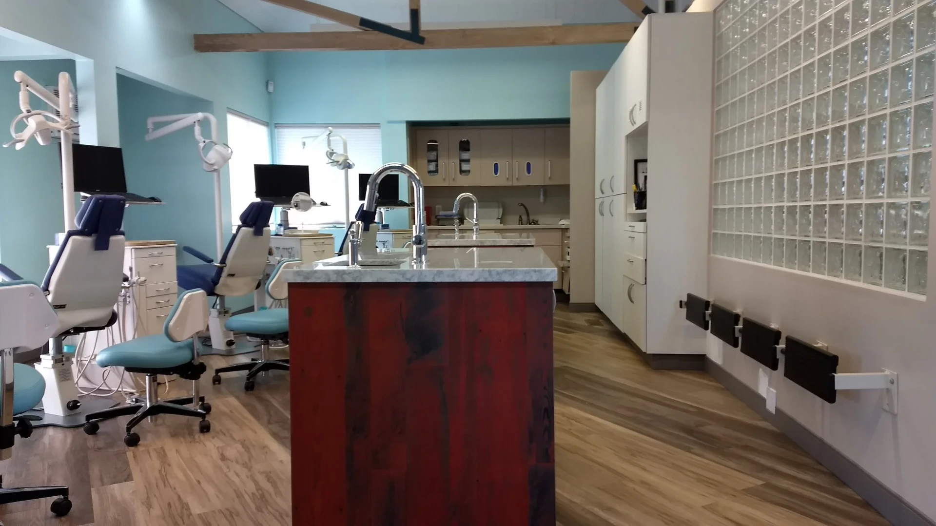 Choosing Dental Office Interior Finishes That Last in Northern California
