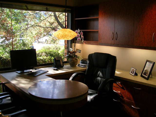 How to Verify Your Interior Designer’s Credentials for Your Next Project