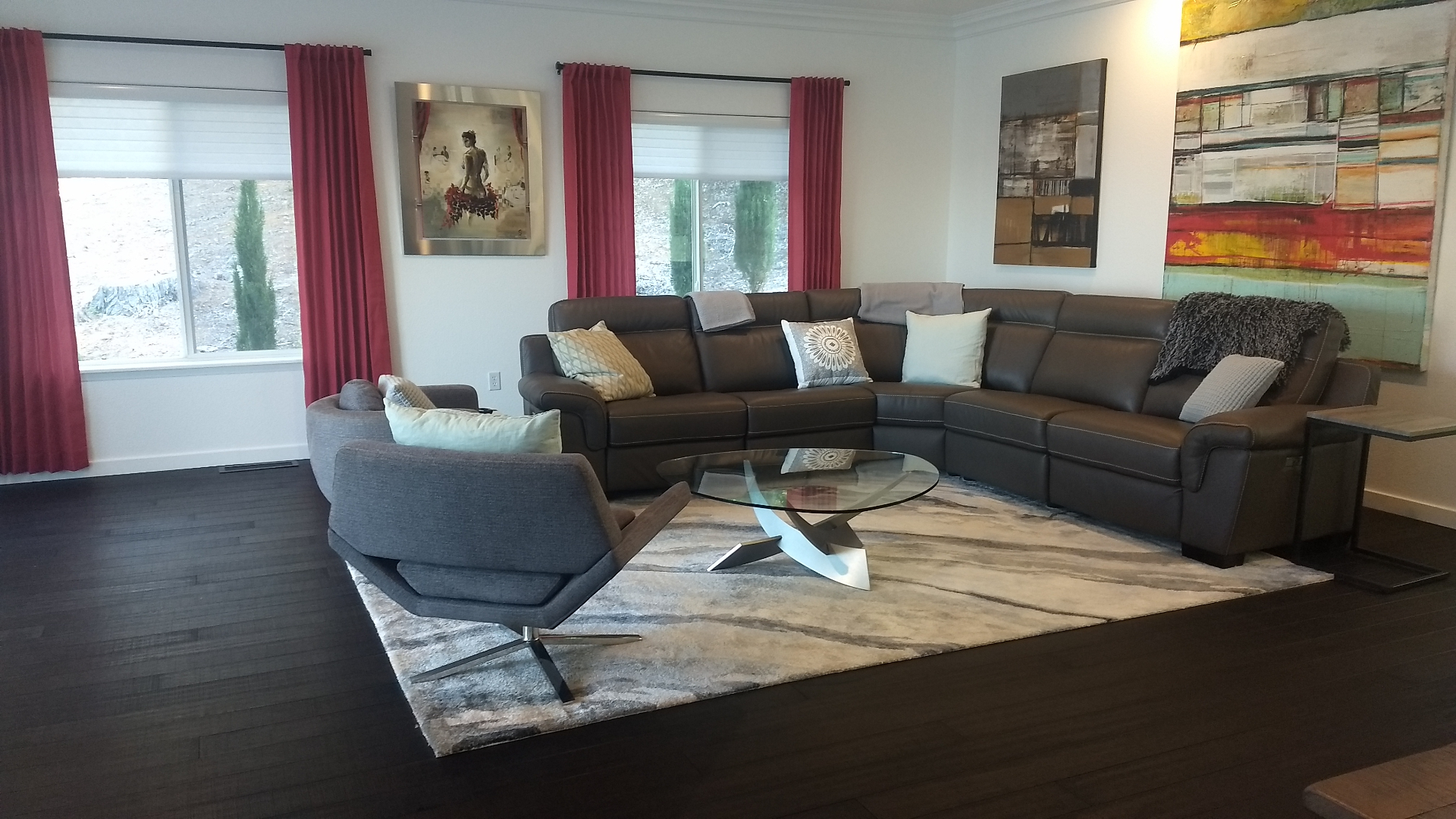 Balancing Light and Privacy: The Role of Custom Window Treatments